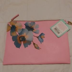 Wristlet